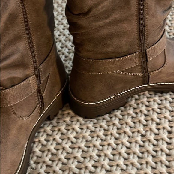New with tags Cliff mid calf brown boot, women’s size 10 - Picture 12 of 14